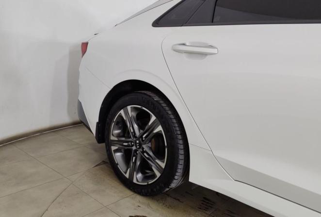 Kia K5 III с пробегом 2021 года, цена 2 820 000 рублей, 73979 км, седан, Автокод Объявления