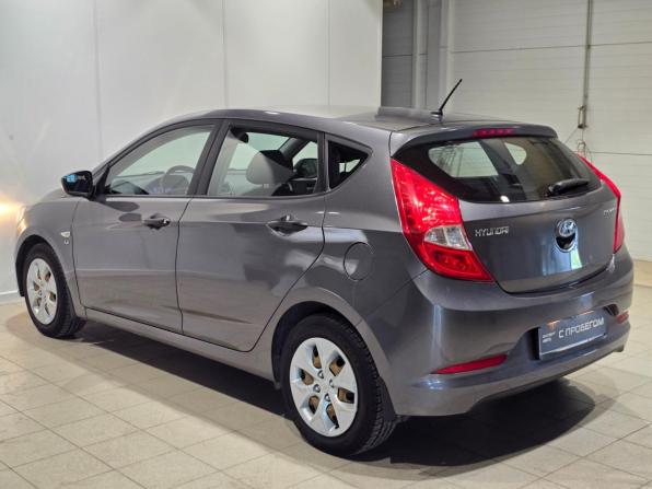 Hyundai Solaris I Рестайлинг с пробегом 2015 года, цена 1 165 000 рублей, 51750 км, хэтчбек, Автокод Объявления