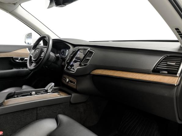 Volvo XC90 II Рестайлинг 1 с пробегом 2021 года, цена 5 245 000 рублей, 61874 км, внедорожник, Автокод Объявления