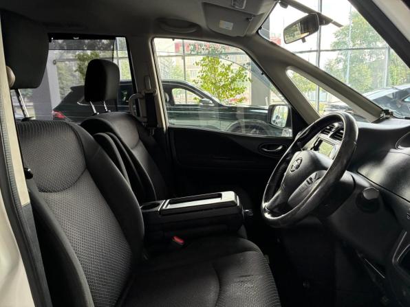 Nissan Serena IV (C26) с пробегом 2013 года, цена 990 000 рублей, 180000 км, минивэн, Автокод Объявления