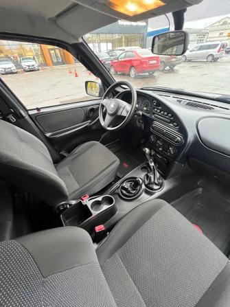 Chevrolet Niva I Рестайлинг с пробегом 2015 года, цена 560 000 рублей, 133500 км, внедорожник, Автокод Объявления
