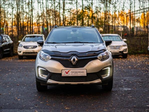 Renault Kaptur I Рестайлинг с пробегом 2020 года, цена 1 255 000 рублей, 205996 км, внедорожник, Автокод Объявления