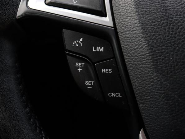 Ford Mondeo V с пробегом 2018 года, цена 1 949 000 рублей, 64680 км, седан, Автокод Объявления