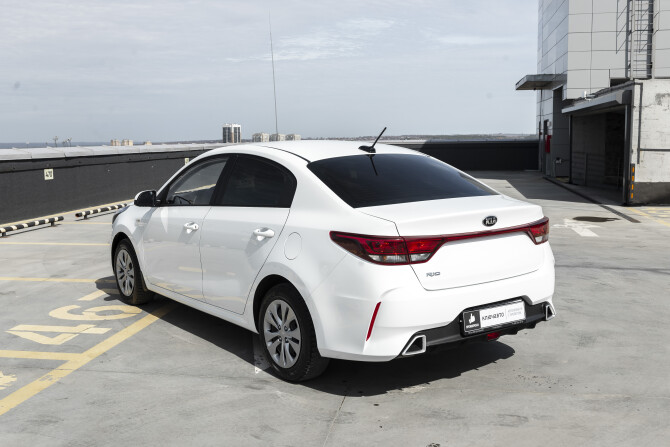 Kia Rio IV Рестайлинг с пробегом 2021 года, цена 1 560 000 рублей, 85423 км, седан, Автокод Объявления