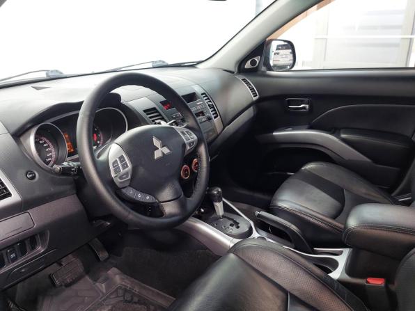 Mitsubishi Outlander II с пробегом 2008 года, цена 1 190 000 рублей, 132000 км, внедорожник, Автокод Объявления