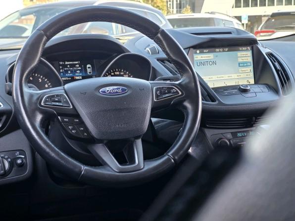 Ford Kuga II Рестайлинг с пробегом 2019 года, цена 1 525 000 рублей, 169374 км, внедорожник, Автокод Объявления