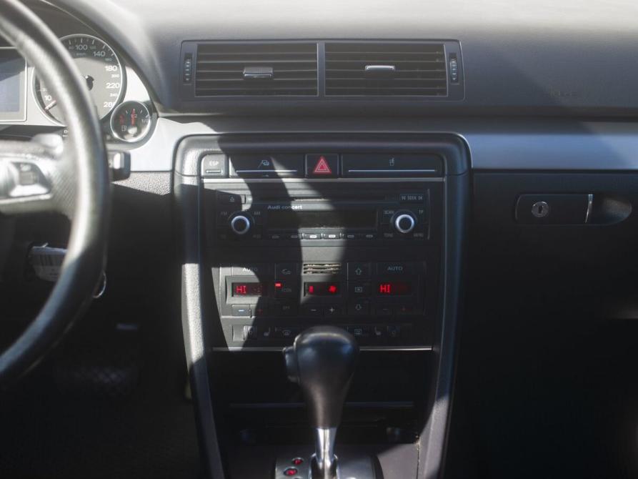 Audi A4 III (B7) Курган  - изображение 18