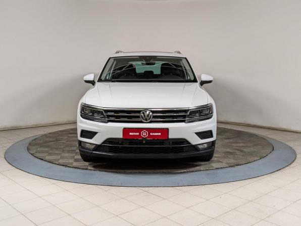 Volkswagen Tiguan II с пробегом 2020 года, цена 2 799 500 рублей, 180000 км, внедорожник, Автокод Объявления