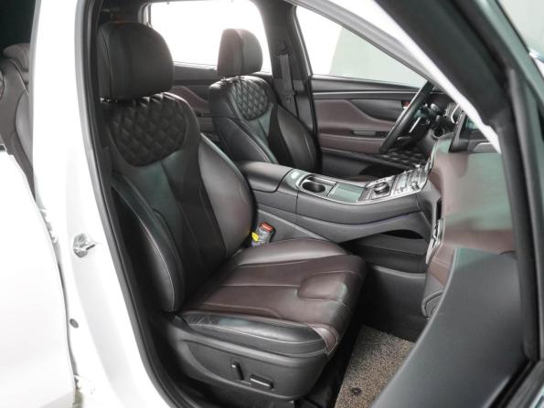 Hyundai Santa Fe IV Рестайлинг с пробегом 2021 года, цена 3 765 000 рублей, 69391 км, внедорожник, Автокод Объявления