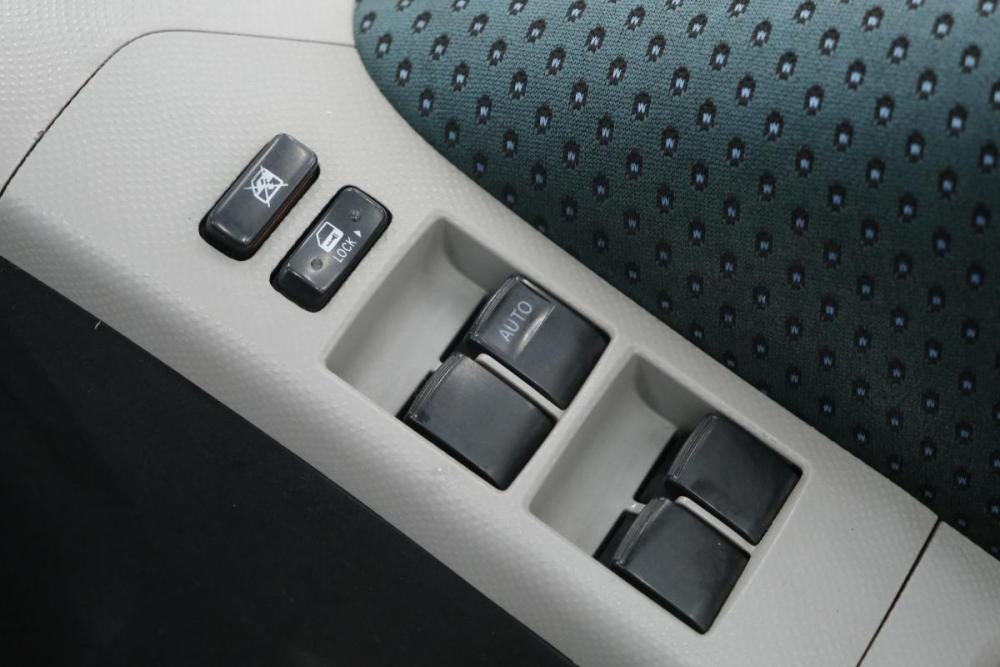 Toyota Vitz II (XP90) Омск  - изображение 9