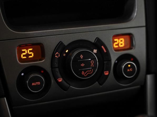 Peugeot 308 I с пробегом 2008 года, цена 649 000 рублей, 184750 км, хэтчбек, Автокод Объявления