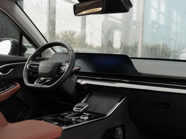 Omoda C5 I с пробегом 2023 года, цена 2 100 000 рублей, 40808 км, внедорожник, Автокод Объявления
