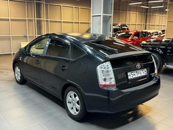 Toyota Prius II Рестайлинг (XW20) с пробегом 2010 года, цена 747 000 рублей, 175000 км, лифтбек, Автокод Объявления