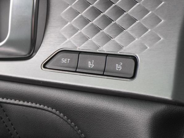Kia Sorento IV с пробегом 2020 года, цена 3 604 000 рублей, 122394 км, внедорожник, Автокод Объявления
