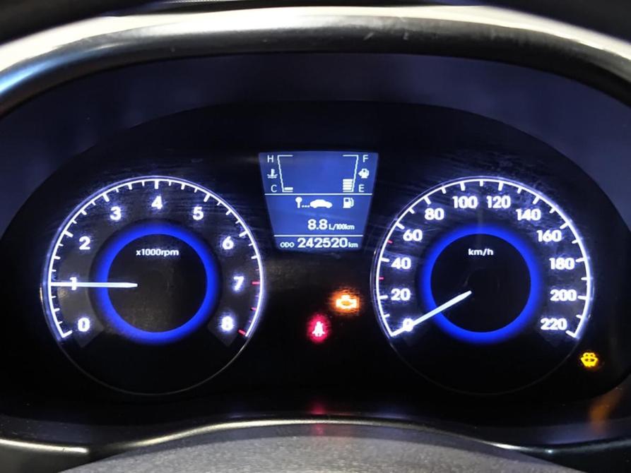 Hyundai Solaris I Казань  - изображение 16