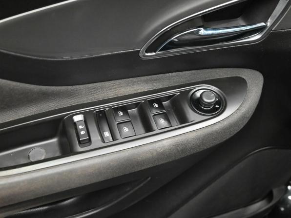 Opel Mokka I с пробегом 2013 года, цена 1 050 000 рублей, 185981 км, внедорожник, Автокод Объявления