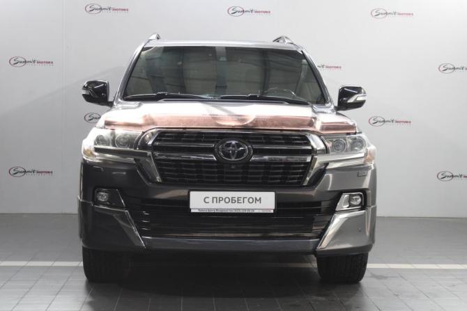 Toyota Land Cruiser 200 Series Рестайлинг 2 с пробегом 2020 года, цена 9 000 000 рублей, 108940 км, внедорожник, Автокод Объявления