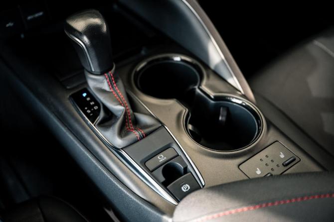 Toyota Camry VIII (XV70) Рестайлинг с пробегом 2021 года, цена 3 250 000 рублей, 61922 км, седан, Автокод Объявления