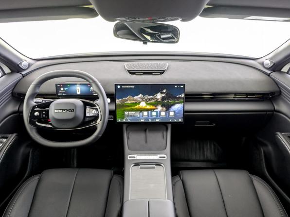Omoda C7 с пробегом 2025 года, цена 2 599 000 рублей, 5473 км, внедорожник, Автокод Объявления