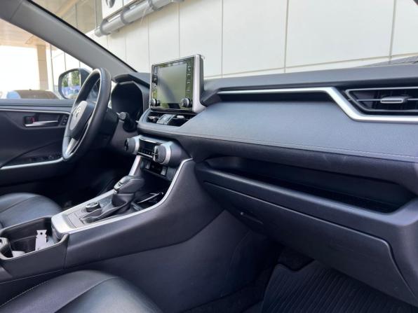 Toyota RAV4 V (XA50) с пробегом 2022 года, цена 3 990 000 рублей, 54988 км, внедорожник, Автокод Объявления