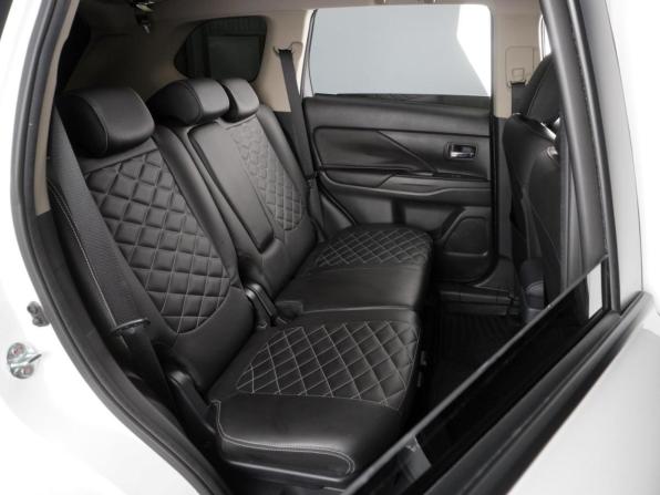 Mitsubishi Outlander III Рестайлинг 3 с пробегом 2022 года, цена 2 659 000 рублей, 10864 км, внедорожник, Автокод Объявления
