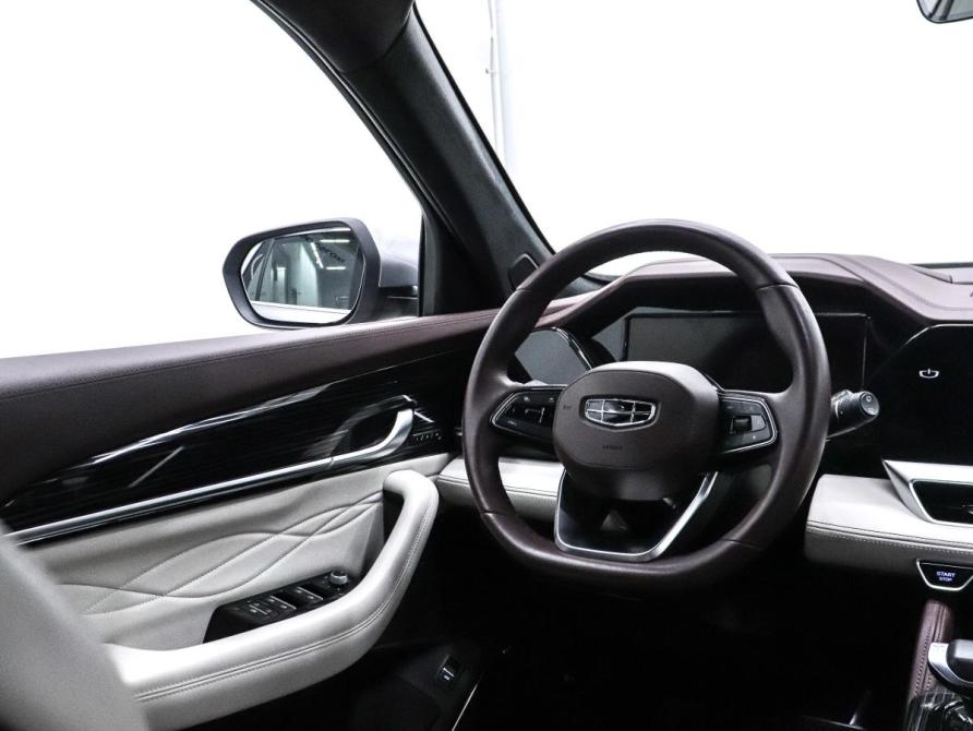 Geely Monjaro I Красноярск  - изображение 26
