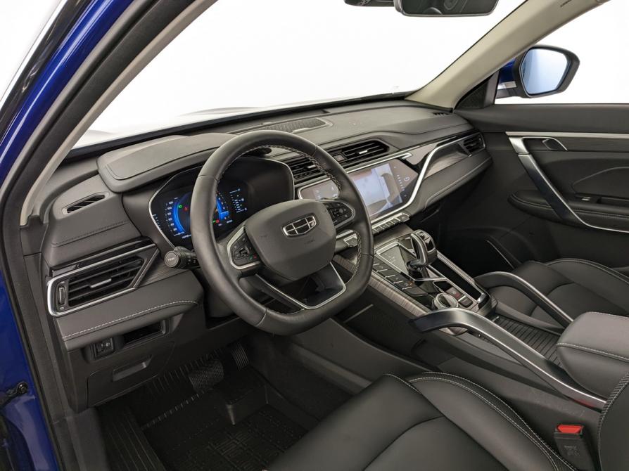 Geely Atlas Pro Москва  - изображение 16