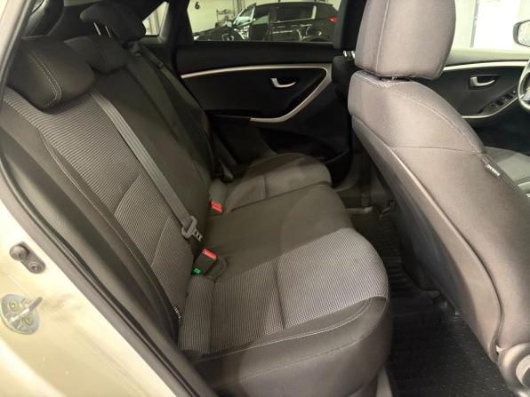 Hyundai i30 II с пробегом 2013 года, цена 997 000 рублей, 198826 км, хэтчбек, Автокод Объявления