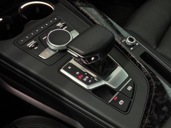 Audi A4 V (B9) с пробегом 2018 года, цена 2 550 000 рублей, 176930 км, седан, Автокод Объявления