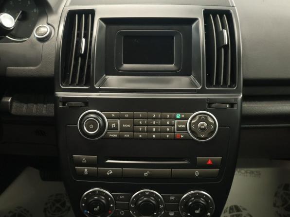 Land Rover Freelander II Рестайлинг 2 с пробегом 2013 года, цена 1 293 000 рублей, 265439 км, внедорожник, Автокод Объявления