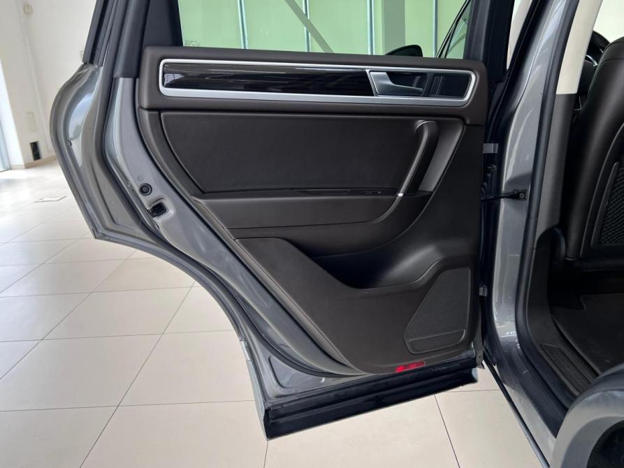 Volkswagen Touareg II Рестайлинг Волгоград  - изображение 33