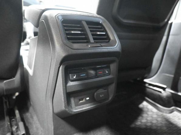 Volkswagen Tiguan II с пробегом 2017 года, цена 2 349 900 рублей, 136801 км, внедорожник, Автокод Объявления