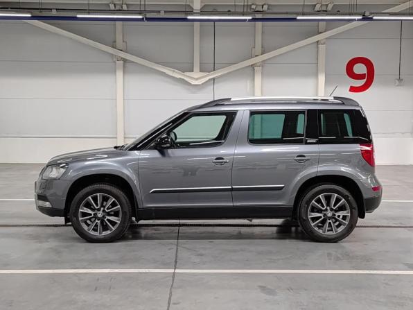 Skoda Yeti I Рестайлинг с пробегом 2017 года, цена 1 367 000 рублей, 123316 км, внедорожник, Автокод Объявления