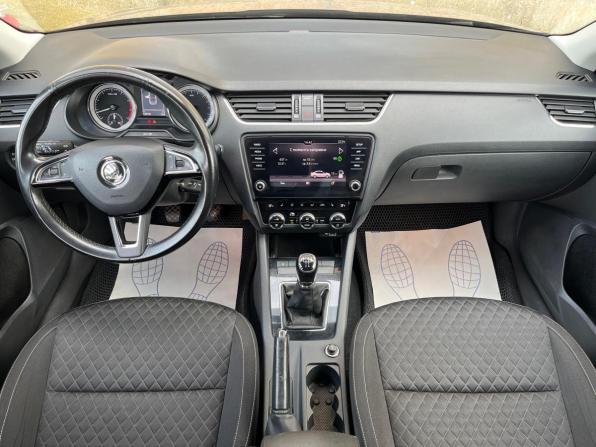 Skoda Octavia III (A7) Рестайлинг с пробегом 2018 года, цена 1 650 000 рублей, 137790 км, лифтбек, Автокод Объявления