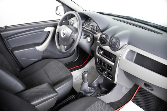 Renault Sandero I с пробегом 2013 года, цена 619 000 рублей, 181649 км, хэтчбек, Автокод Объявления