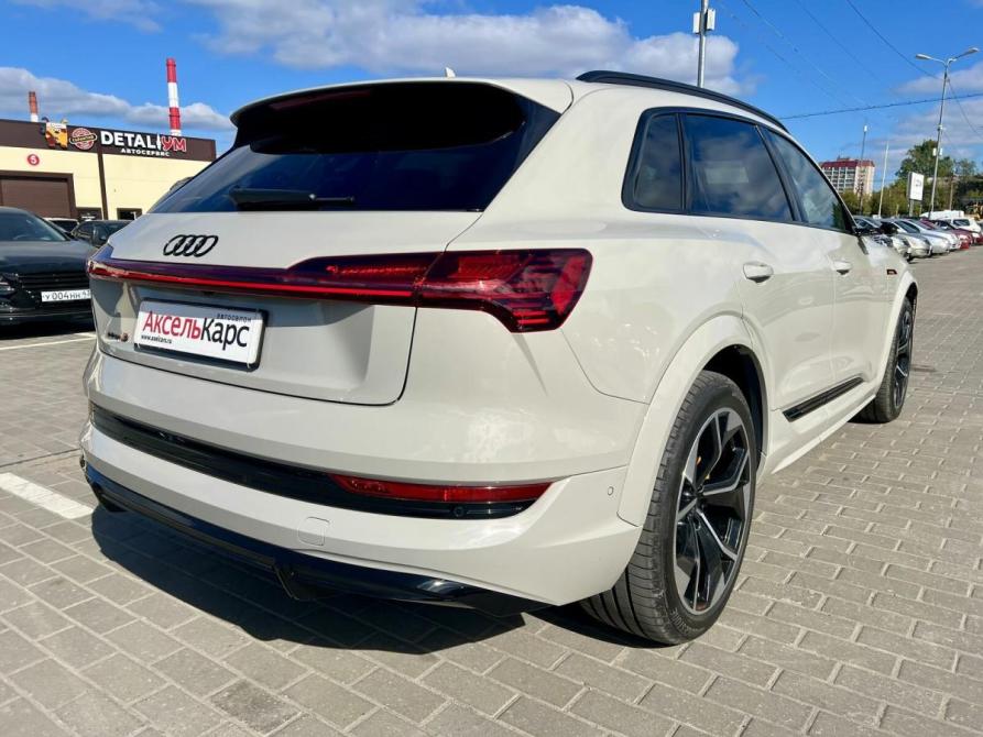 Audi e-tron S Киров  - изображение 8
