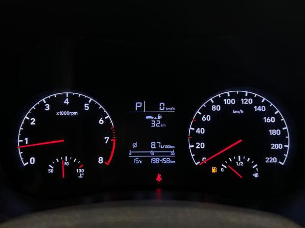 Hyundai Solaris II с пробегом 2019 года, цена 1 079 000 рублей, 198458 км, седан, Автокод Объявления