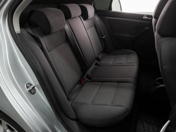 Volkswagen Jetta V с пробегом 2009 года, цена 699 000 рублей, 242815 км, седан, Автокод Объявления