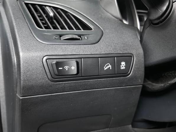 Hyundai ix35 I Рестайлинг с пробегом 2015 года, цена 1 398 000 рублей, 159801 км, внедорожник, Автокод Объявления