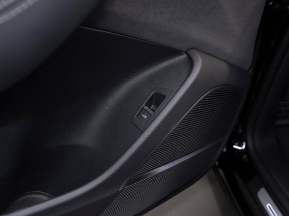 Audi Q8 I (4M) Рестайлинг с пробегом 2025 года, цена 13 600 000 рублей, 50 км, внедорожник, Автокод Объявления