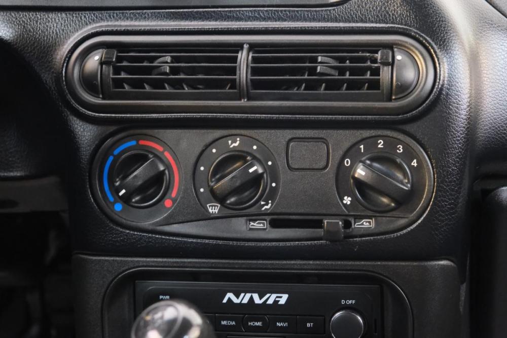 Chevrolet Niva I Рестайлинг Омск  - изображение 15