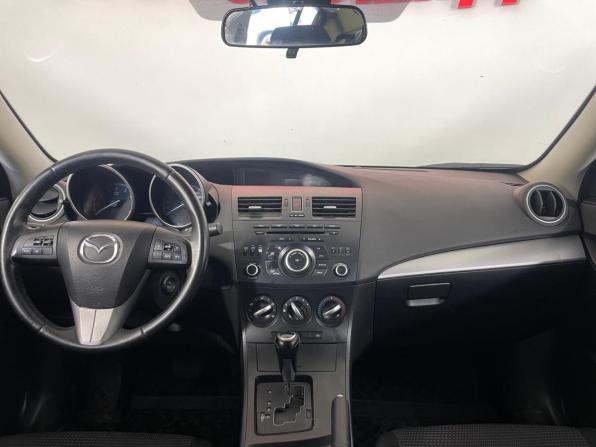 Mazda 3 II (BL) Рестайлинг с пробегом 2012 года, цена 704 000 рублей, 286538 км, седан, Автокод Объявления
