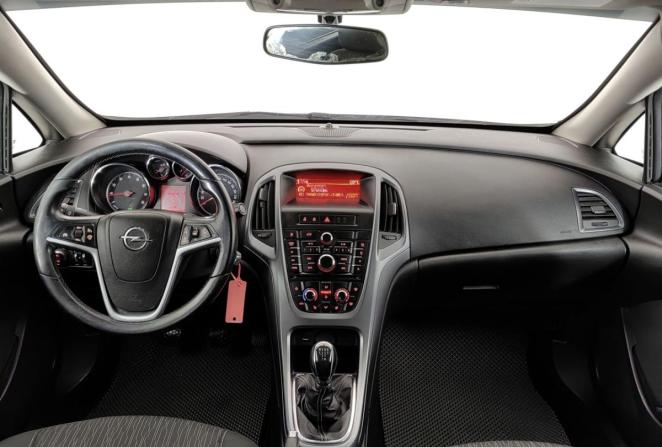 Opel Astra H Рестайлинг с пробегом 2013 года, цена 710 000 рублей, 170351 км, седан, Автокод Объявления