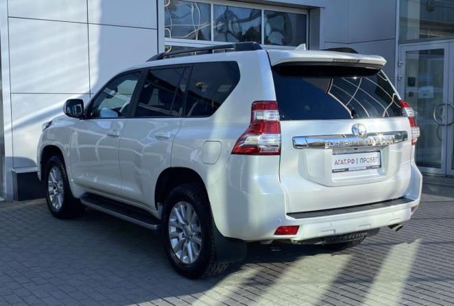 Toyota Land Cruiser Prado 150 Series Рестайлинг 1 с пробегом 2016 года, цена 4 385 000 рублей, 118889 км, внедорожник, Автокод Объявления