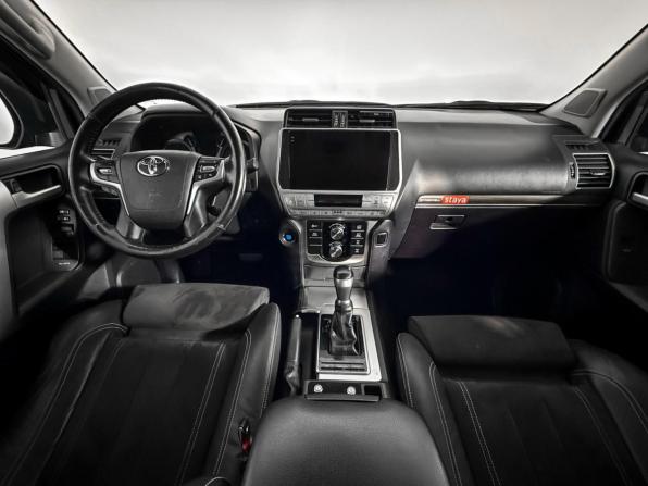 Toyota Land Cruiser Prado 150 Series Рестайлинг 2 с пробегом 2018 года, цена 6 350 000 рублей, 181472 км, внедорожник, Автокод Объявления