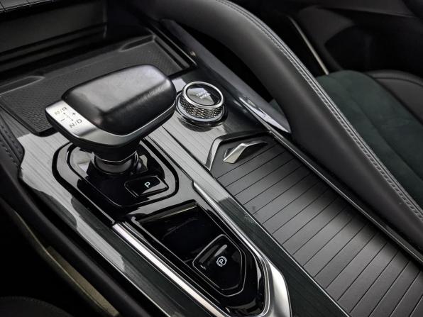 Geely Monjaro I с пробегом 2024 года, цена 3 445 000 рублей, 59137 км, внедорожник, Автокод Объявления