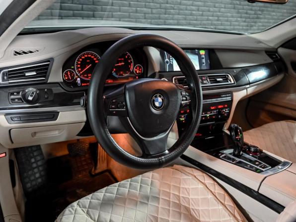 BMW 7 серии V (F01/F02/F04) с пробегом 2011 года, цена 1 915 000 рублей, 98009 км, седан, Автокод Объявления