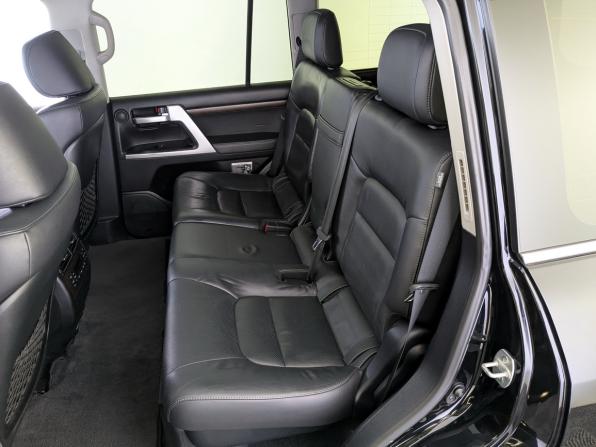 Toyota Land Cruiser 200 Series Рестайлинг 2 с пробегом 2016 года, цена 5 500 000 рублей, 185939 км, внедорожник, Автокод Объявления