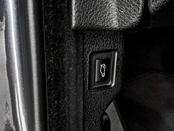 BMW 5 серии VI (F10/F11/F07) Рестайлинг с пробегом 2016 года, цена 2 392 000 рублей, 165925 км, седан, Автокод Объявления