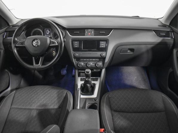 Skoda Octavia III (A7) с пробегом 2016 года, цена 895 000 рублей, 267579 км, лифтбек, Автокод Объявления